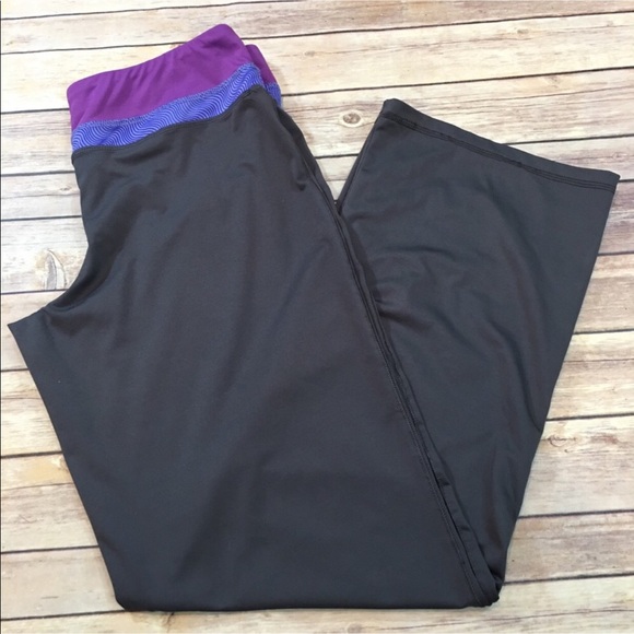 Reebok Pants - Size Medium Reebok Gray Straight Leg Yoga Pants